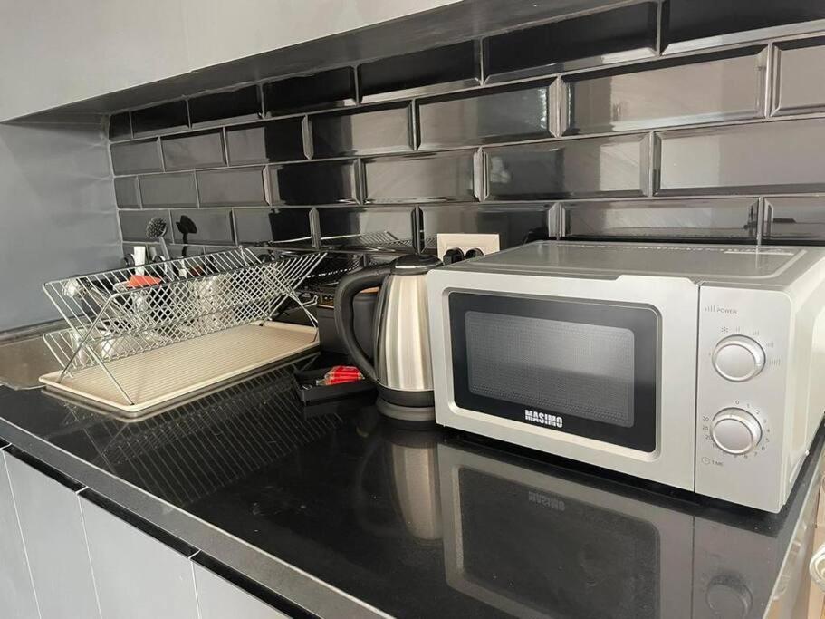 Lovely Flat In The Center 36 Apartment เทลอาวีฟ ภายนอก รูปภาพ