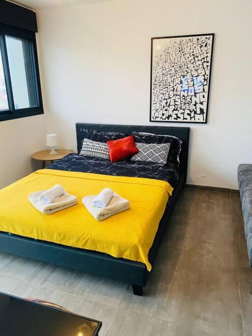 Lovely Flat In The Center 36 Apartment เทลอาวีฟ ภายนอก รูปภาพ