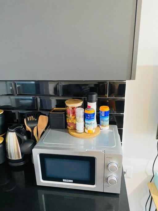 Lovely Flat In The Center 36 Apartment เทลอาวีฟ ภายนอก รูปภาพ